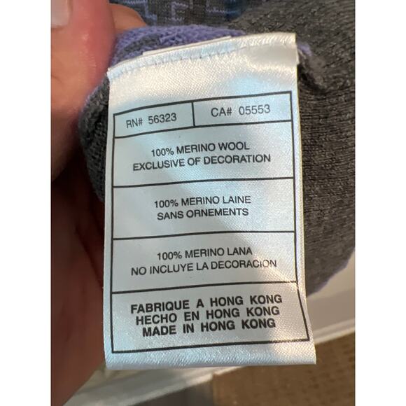 Nike Golf size small women’s sweater - Picture 3 of 3